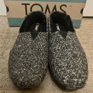 Toms Black Heather Sweater Knit Faux Fur Alpargata
